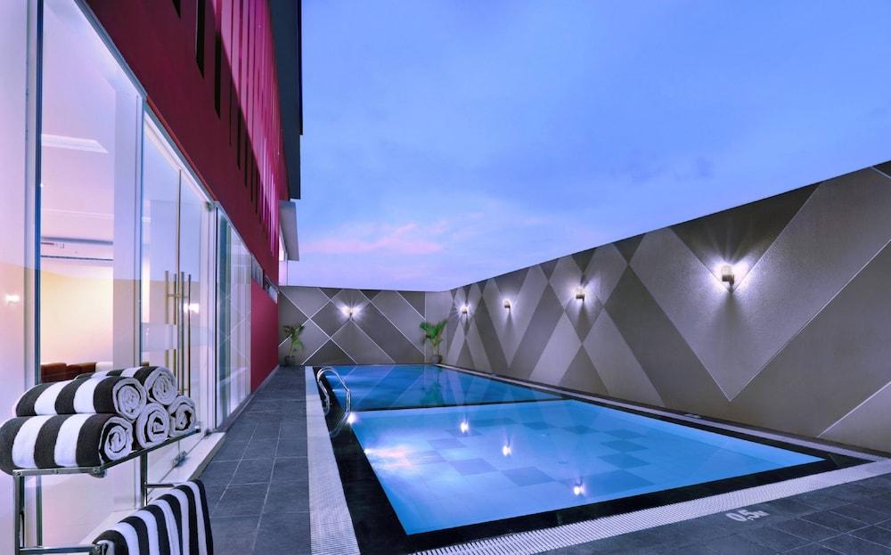 Favehotel Rungkut Surabaia Exterior foto