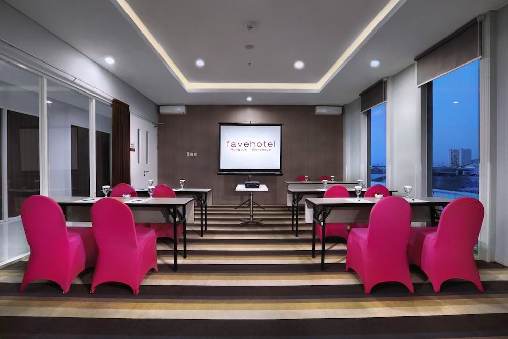 Favehotel Rungkut Surabaia Exterior foto